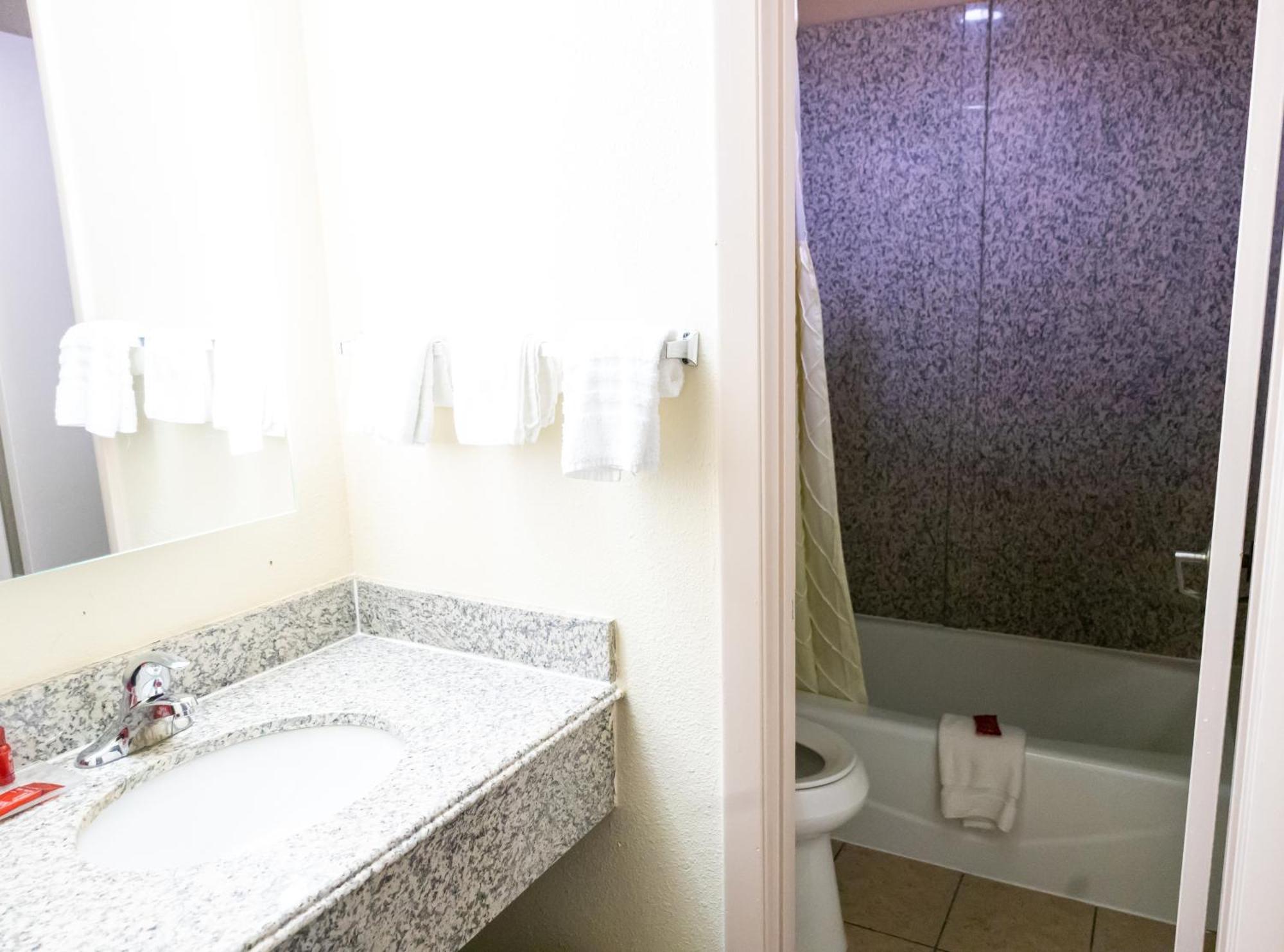 Days By Wyndham Atlanta Airport South * College Park